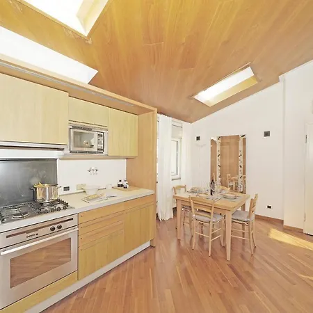 Iflat Lovely Apartment In Trento Esterno foto