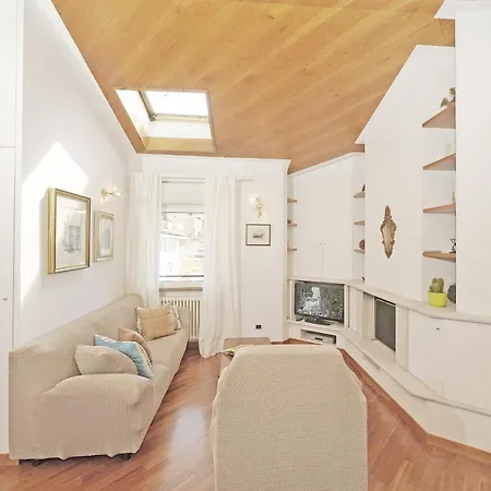 Iflat Lovely Apartment In Trento Esterno foto