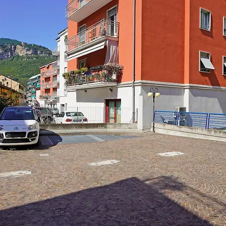 Iflat Lovely Apartment In Trento Esterno foto