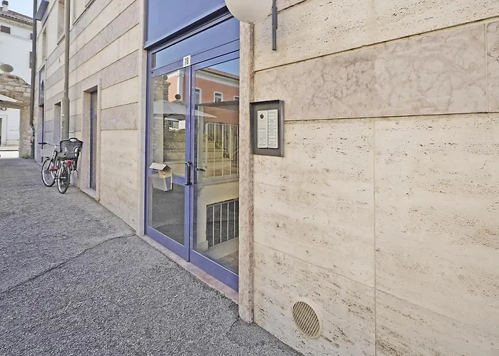 Iflat Lovely Apartment In Trento